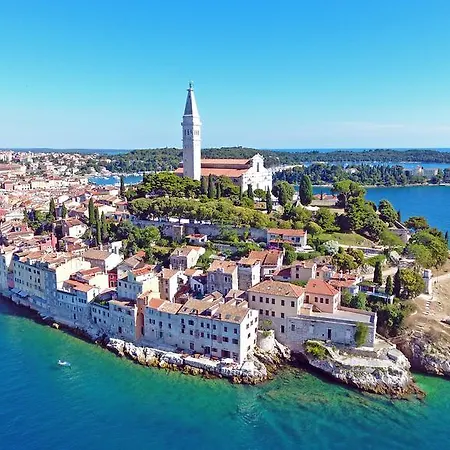 Oktobar Rovinj