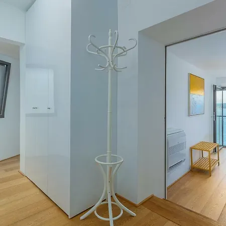 Apartman Oktobar