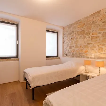 Apartman Oktobar